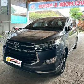 kijang innova venture diesel 2018 matic at low km abu grey