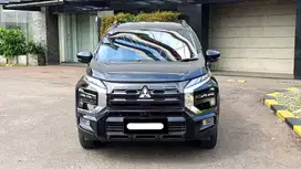 km22rb mitsubishi xpander cross premium 2022 pakai 2023 hitam tangan 1