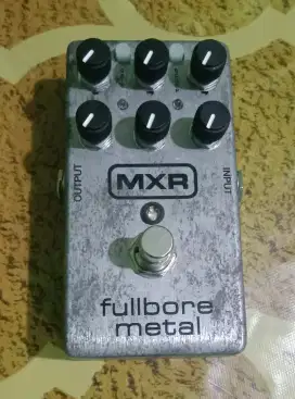 Efect Guitar Elektrik MXR Fullbore M16