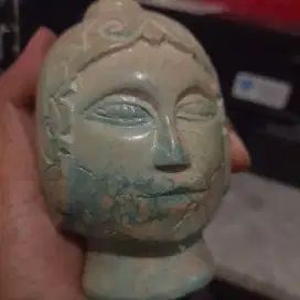 Patung Batu Pirus Piruz Antik Langka Sekali