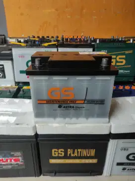 Aki mobil baru /aki copotan GRADE A high cca