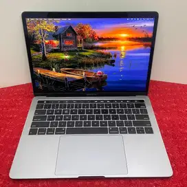 Macbook Pro 13 inch, 2019 MUHP2 Two Thunderblot 3 ports TouchBar