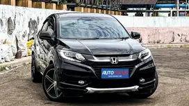 TDP25JT Low Km Tgn 1 Honda Hrv 1.8 RS AT Prestige 2017 Sunroof murah
