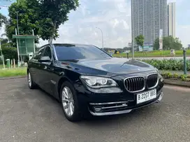 Bmw 740Li LCI 2013 / 2014 hitam low KM tangan pertama ANTIK