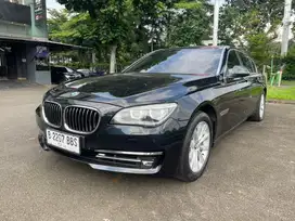 Bmw 740Li LCI 2013 / 2014 hitam low KM tangan pertama ANTIK