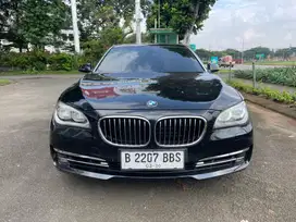 Bmw 740Li LCI 2013 / 2014 hitam low KM tangan pertama ANTIK