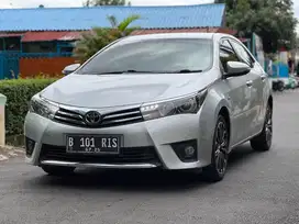 Toyota Corolla Altis 1.8 V AT 2015 Silver Metalik NEGO SAMPE DEAL