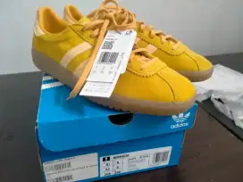 Adidas Bermuda gold & yellow