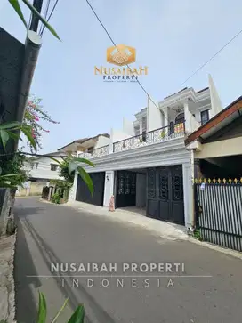rumah baru3 lantai  jatipadang poncol pasar minggu jakarta selatan