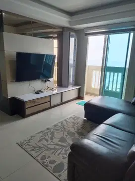 Di sewakan Apartemen mewah 3 bedrooms view pantai Borneo bay