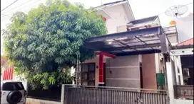 Dijual Rumah Tingkat 2 Lt Siap Pakai Daerah Lamper Sompok Peterongan