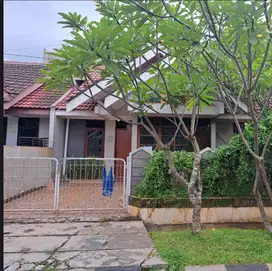 Di Jual Murah Rumah semifurnis 9x20 BSD