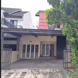 Di Jual Murah Rumah 10x20 2 lantai BSD
