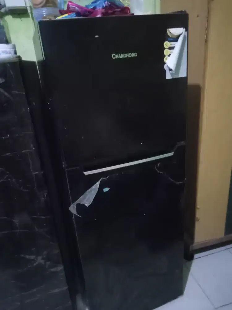 Kulkas 2pintu minimalis