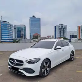 Mercedes Benz C200 AVG / C 200 Avantgarde 2022 Putih