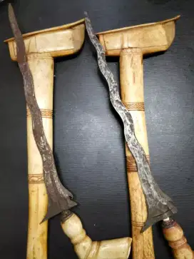 Keris Melayu warangka tulang