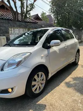 Yaris E 1.5 AT 2011