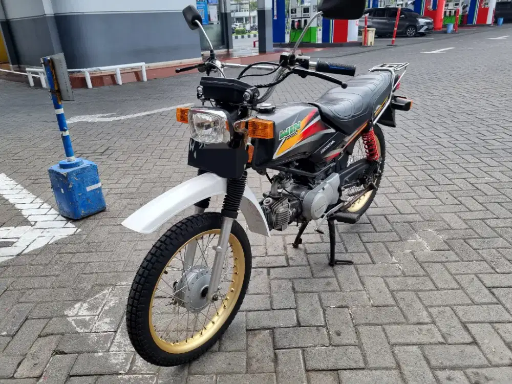 Honda Win 100 tahun 2003