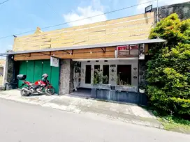 Rumah Nyaman 170m² Selangkah Stasiun Balapan Solo Kota