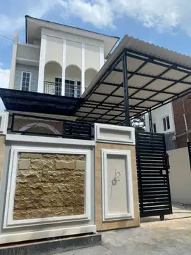 Rumah Baru Dekat Jalan Raya Grafika Banyumanik