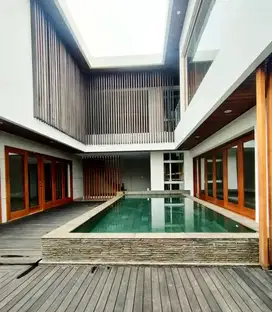 Rumah siap huni mewah di pondok indah jakarta selatan