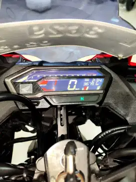 CBR 150cc facelift 2018 km 36rb joss. Anugerah Motor rungkut tengah 81