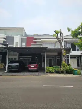 Dijual Rumah Cantik Siap Huni di Greenlake City Cluster Amerika Latin