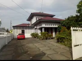 Rumah tengah kota pekanbaru daerah jalan paus