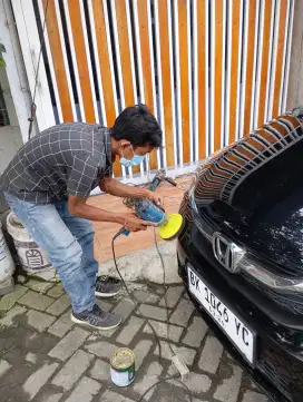 Salon mobil panggilan