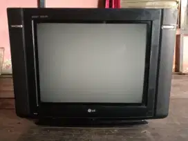 Dijual TV LG PEARL BLACK 21 INC SIAP PAKAI