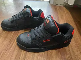 Sepatu globe size 42 skate ✅