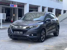 HONDA HRV E AT 2021 ABU PAJAK PANJANG