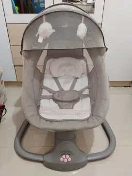 Cocolatte Weeler Snuggli Swing Ayunan Bayi Elektrik
