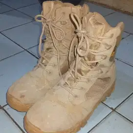 Sepatu Boots Codura Delta