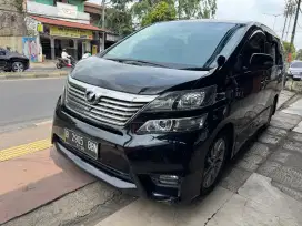 Toyota vellfire 2010AT