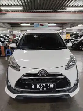 Toyota Sienta 1.5 Q AT 2017 Putih (Promo Tdp 15jt) FREE BBN JAKARTA