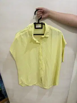 Kemeja Kuning Merk Gaudi