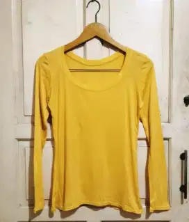 Wacoal yellow top