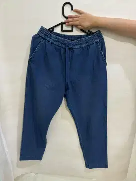 Celana Jeans Pinggang Karet