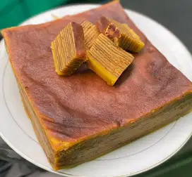 Kue Lapis legit Kue Lebaran Hampers Lebaran 2025