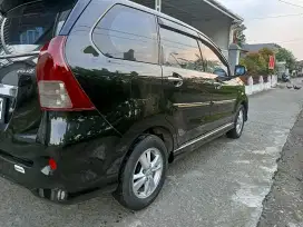 BU dijual segera New Avanza Veloz 1, 5 2014 atas nama sendiri