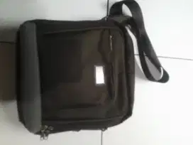 Tas branded Merk Elle Ori