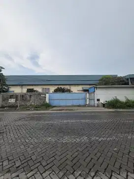 Margomulyo Indah Asemrowo Akses Kontainer 40ft masuk dekat perak