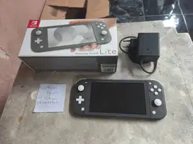 Nintendo Switch Lite Grey Fullset 38