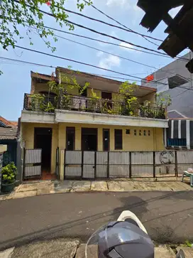 Dijual Rumah Kosan Strategis di Tanah Abang Jakarta