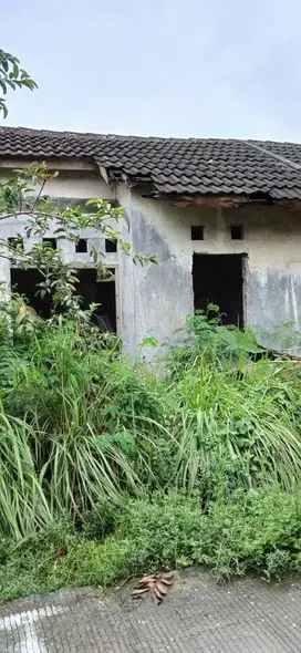 Dijual murah rumah dan tanah, daerah karawang, boleh nego