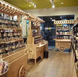 Gerobak Kayu Display