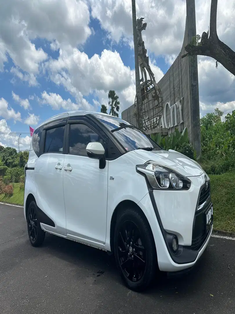 Toyota Sienta 2016 Bensin