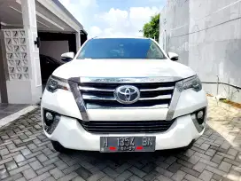 FORTUNER VRZ 2.4 DIESEL MATIC ISTIMEWA