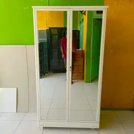 Lemari baju full gantungan putih full cermin